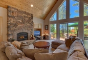 Lake Tahoe Real Estate | Breathtaking living room