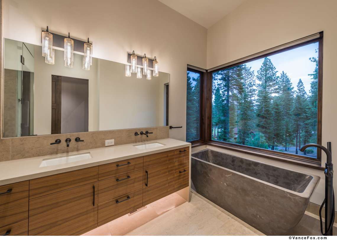 Lahontan Homes for Sale - Master Bathroom
