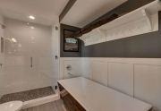 Tahoe Luxury Real Estate | 3185 Meadowbrook Drive | Master Bath