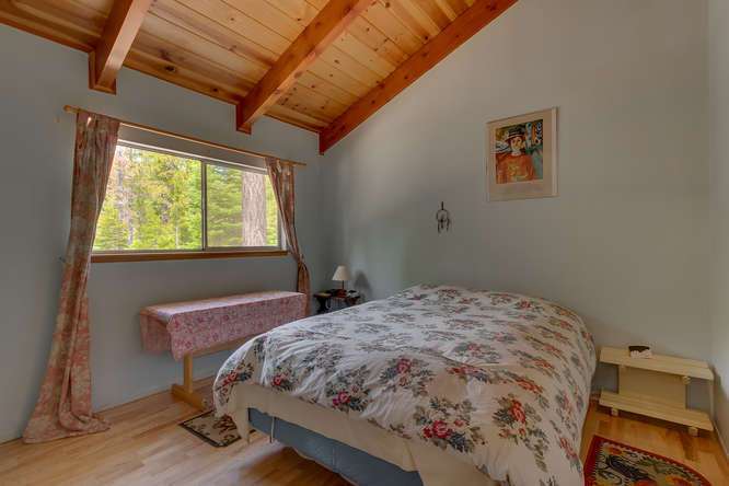 Rubicon Bay Cabin Lake Tahoe | 432 Sierra Dr Tahoma CA 96142 | Bedroom Rubicon Bay Cabin Lake Tahoe | 432 Sierra Dr Tahoma CA 96142 | Bedroom