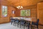 Real Estate in Truckee | Dining Area