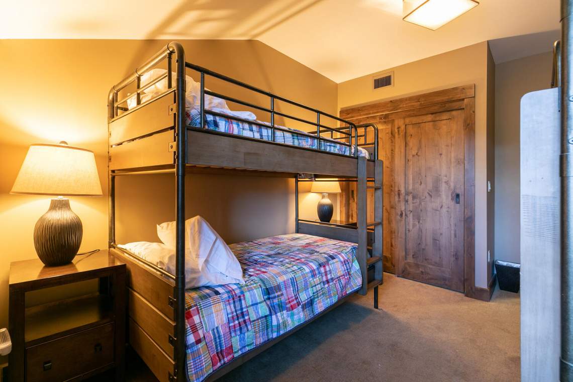 Guest Bedroom | 970 Northstar Dr. #402