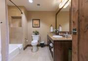 Guest Bathroom | 970 Northstar Dr. #402