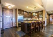 Gorgeous Kitchen and island | 970 Northstar Dr. #402