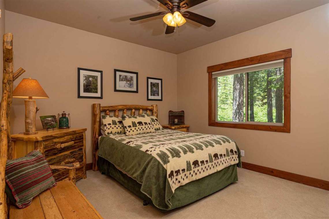 Tahoe Donner Property  |  13988 Swiss Lane Truckee, CA | Bedroom