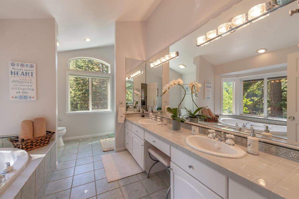 Primary Bathroom | 12882 Falcon Point Pl.