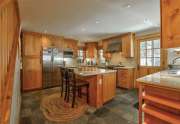 Beautiful kitchen | Tahoe Park Cabin