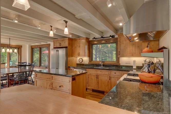 North Lake Tahoe Real Estate | 1083 Lanny Ln Olympic Valley | Kitchen