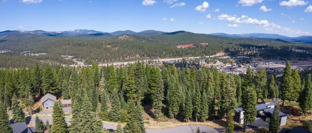 Truckee Real Estate for Sale | 10530 Aspenwood Rd | Amazing Mountain View