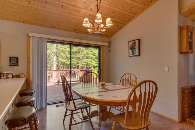 Truckee Real Estate | Dining Room