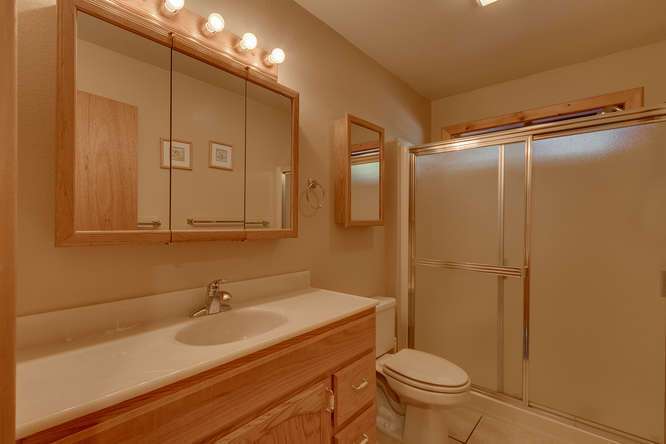 Tahoe Donner Home for Sale | Bathroom