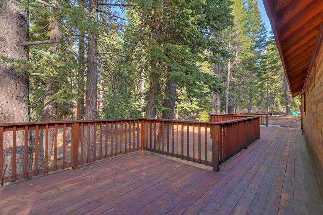 Tahoe Donner Cabin for Sale | Deck
