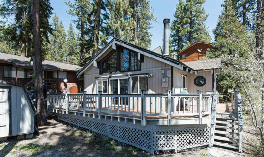 Image of exterior of 350 Pioneer Way | Tahoe City Chalet