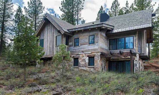 104 Yank Clement | Gorgeous New Construction Lahontan Home