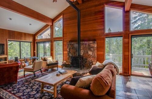 Tahoe City Home | 4105 Gstaad Road