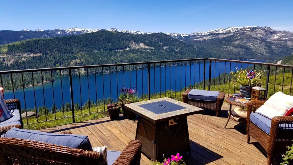 Truckee Home Overlooking Donner Lake